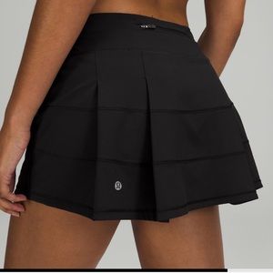 Lululemon tennis skirt.